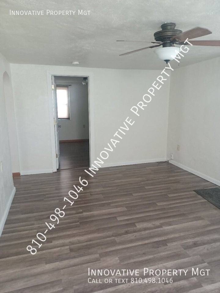 5446 Raymond Ave - Photo 4 of 29