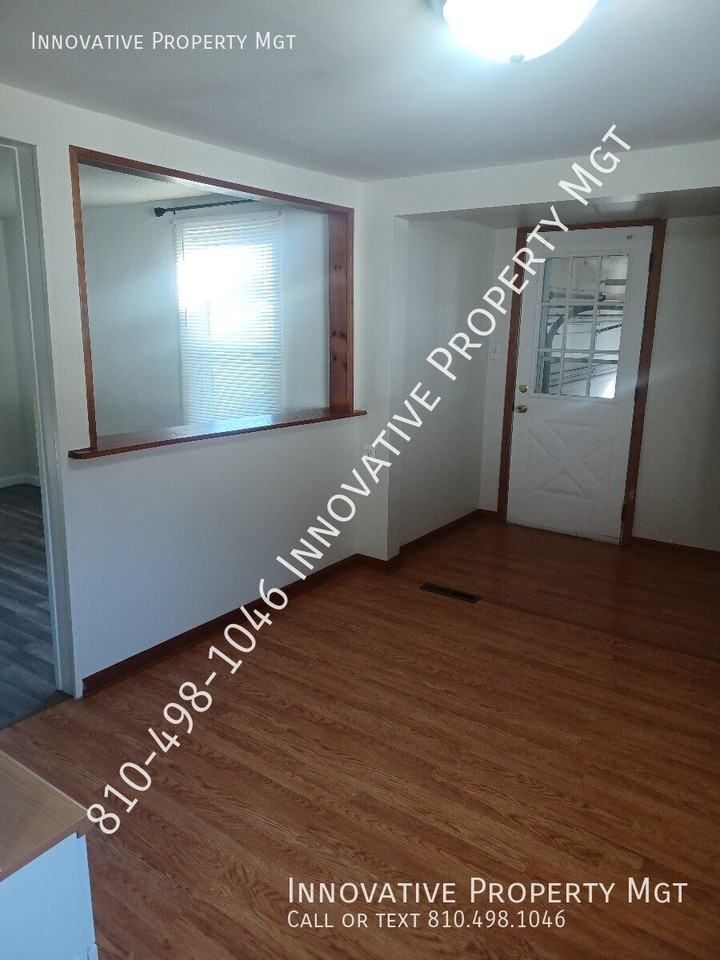 5446 Raymond Ave - Photo 6 of 29