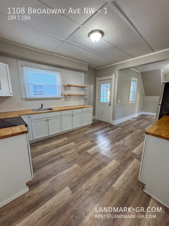 1108 Broadway Ave Nw #1 - Photo 2 of 28