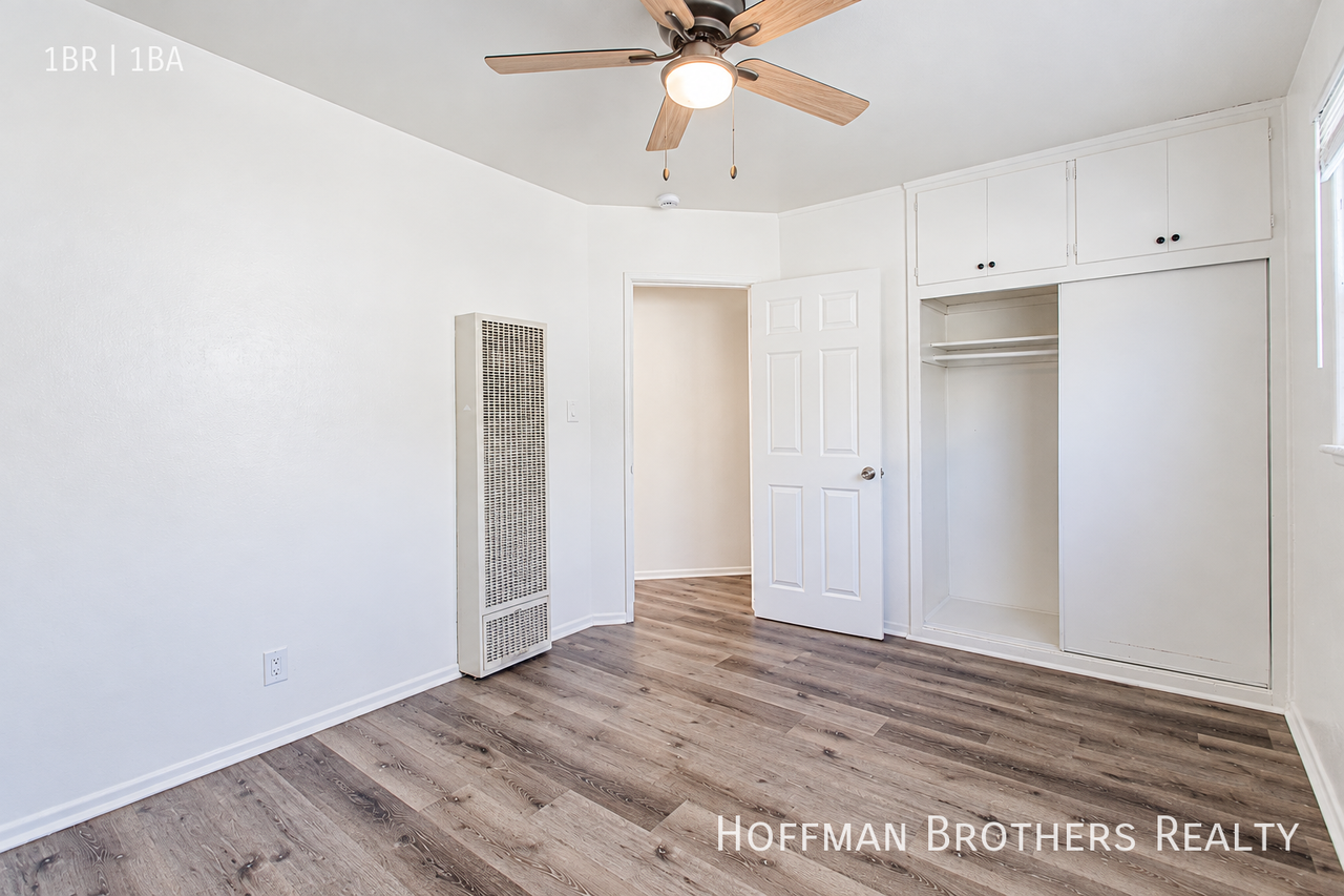 1536 W 226th St #D - Photo 7 of 14