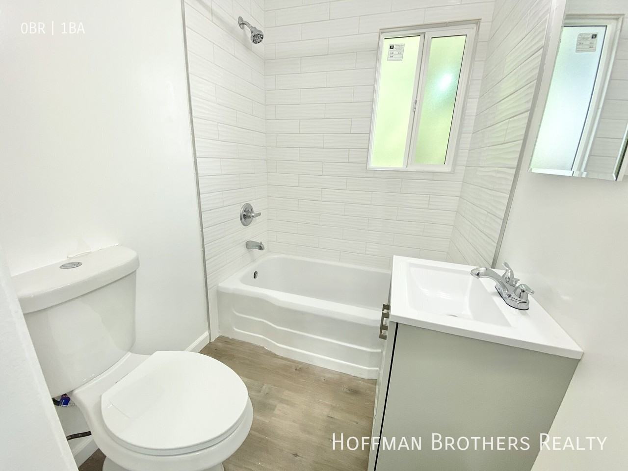 1519 N Laurel Ave #12 - Photo 6 of 6