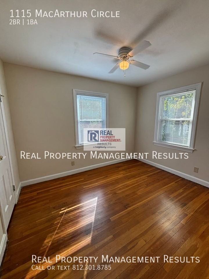 1115 Macarthur Cir - Photo 7 of 14