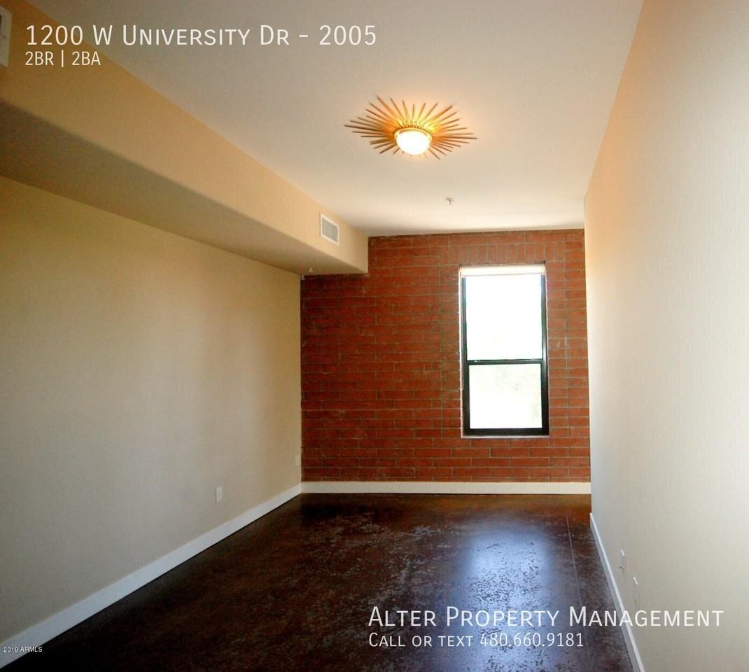 1200 W University Dr #2005 - Photo 3 of 10