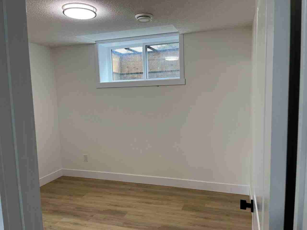 9621 165 St Nw - Photo 5 of 14