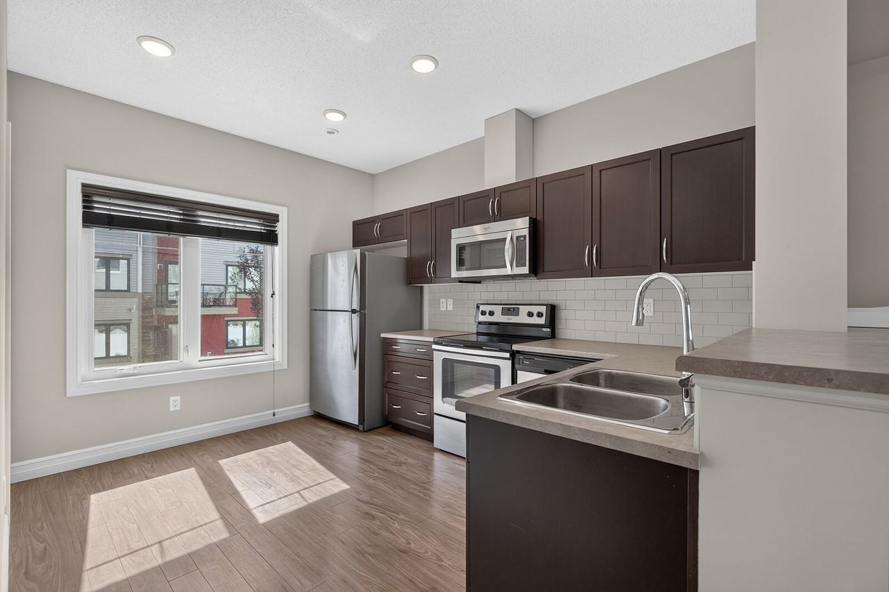 804 Welsh Dr Sw - Photo 6 of 10