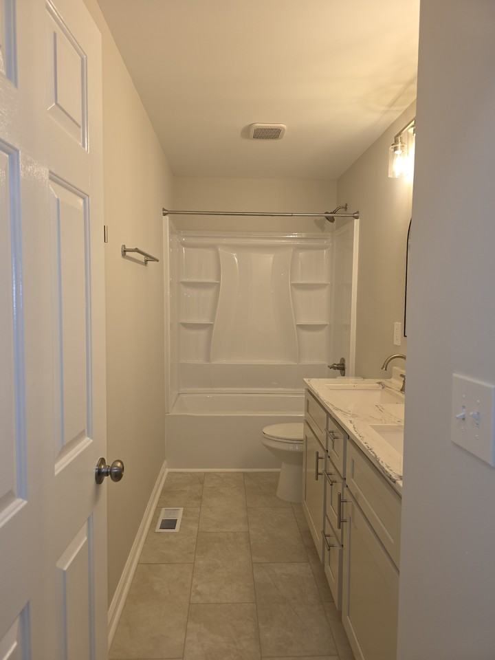 1612 Elkpark Dr #NA - Photo 5 of 17