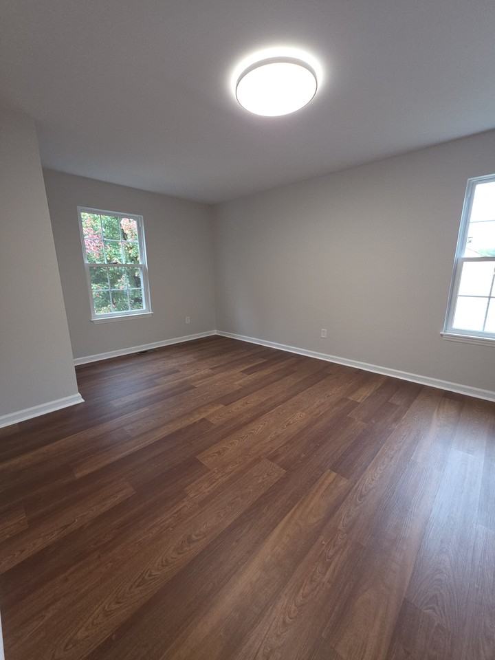 1612 Elkpark Dr #NA - Photo 7 of 17