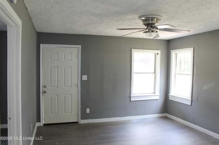 4309 Sagamore St #NA - Photo 3 of 9