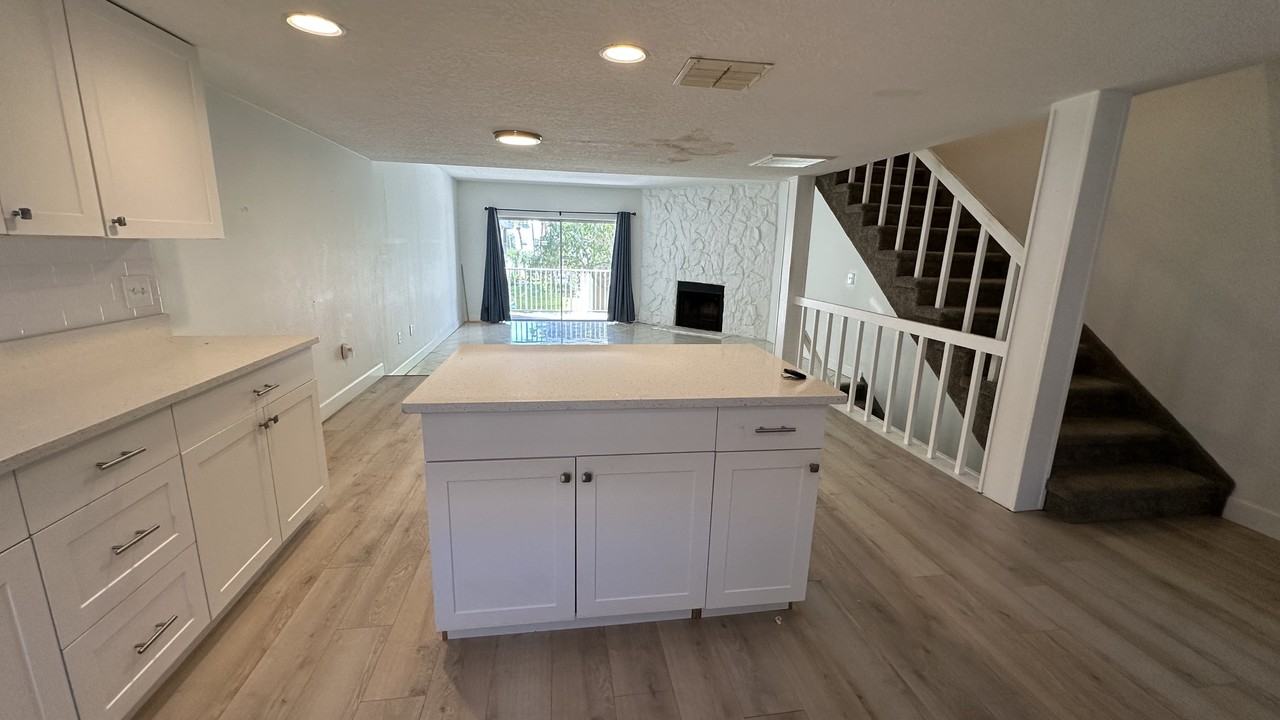 255 Capri Cir S #4 - Photo 6 of 12