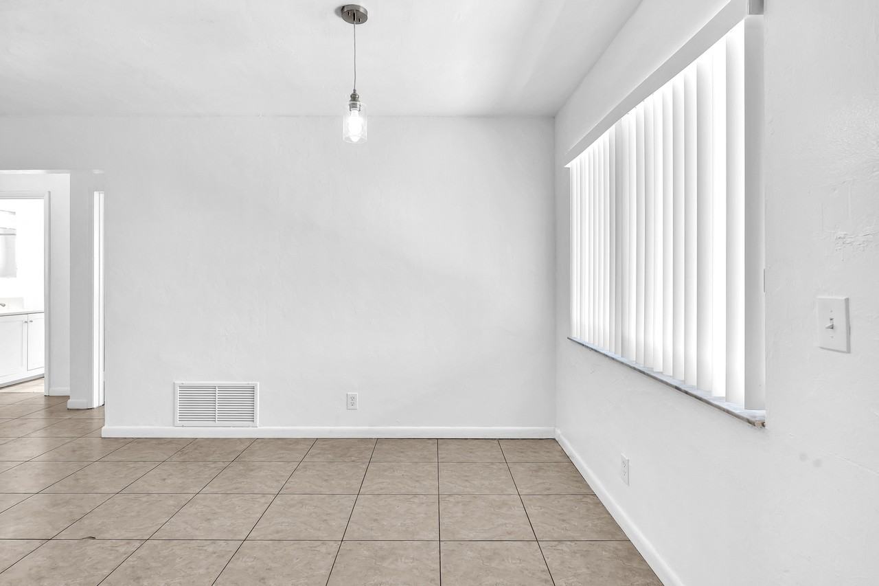 188 Se 27th Way - Photo 3 of 33