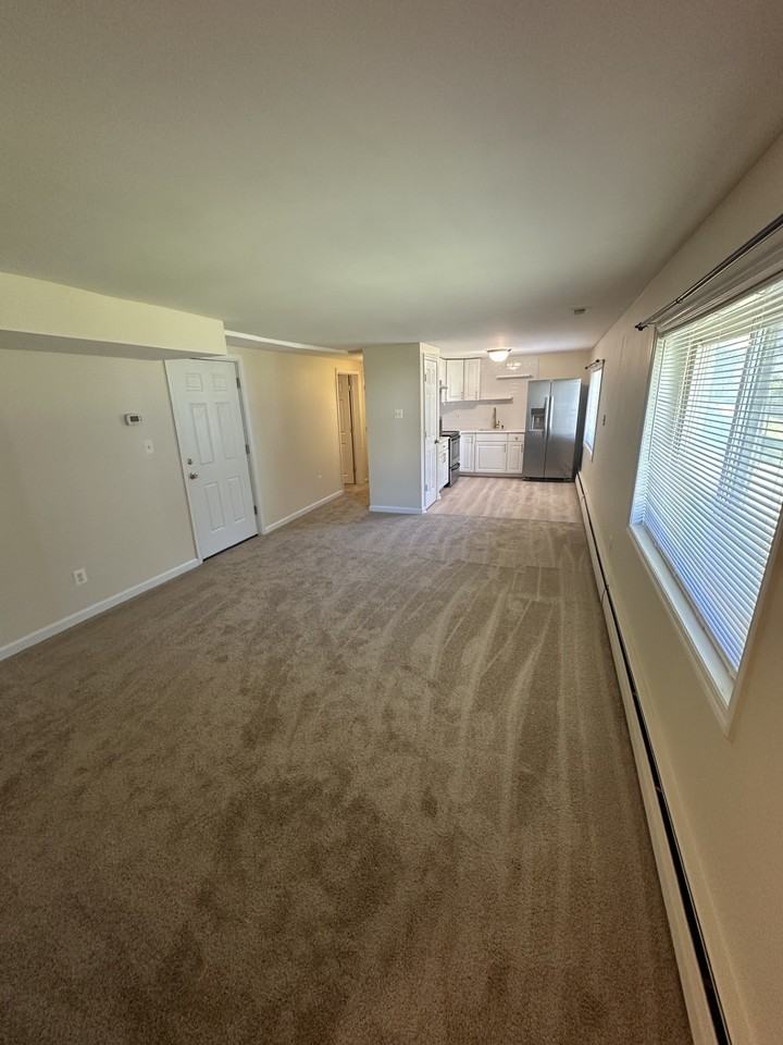 828 Hillside Ave #3 - Photo 3 of 14