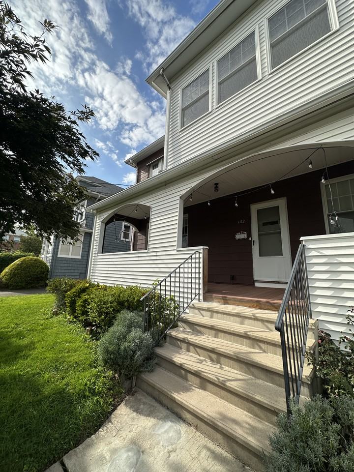 130 Milton St #1 - Photo 2 of 20