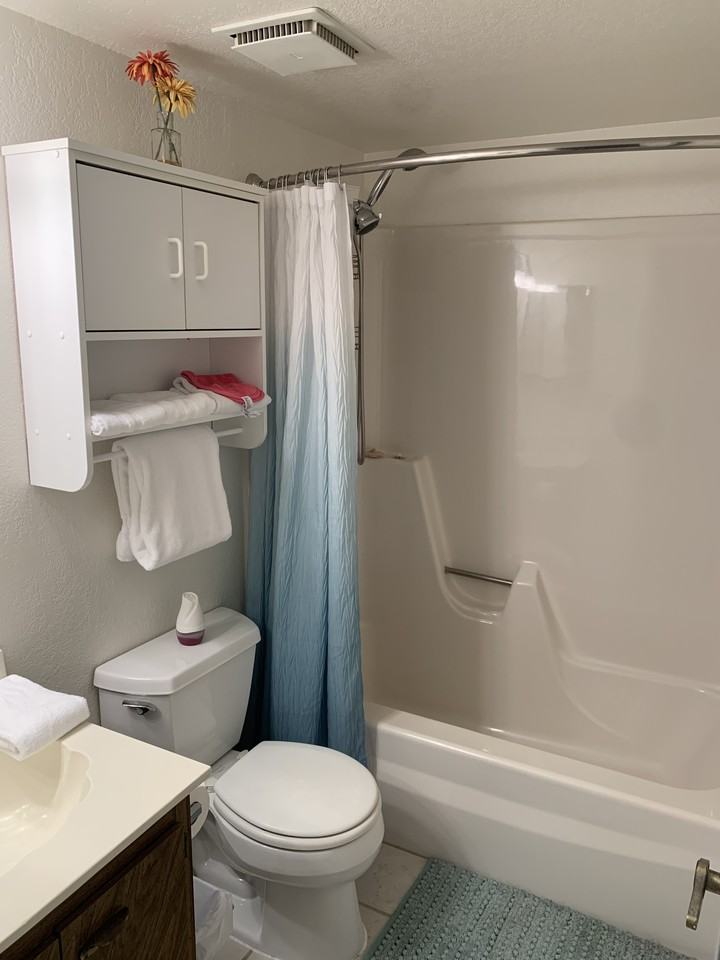 4150 E Cactus Rd #104 - Photo 5 of 12