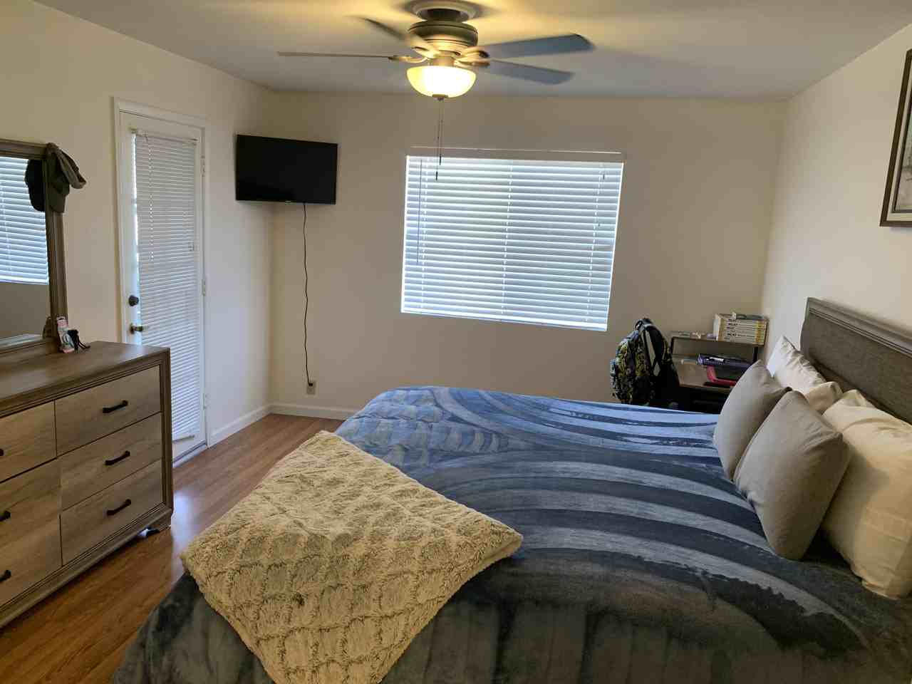 4150 E Cactus Rd #104 - Photo 7 of 12
