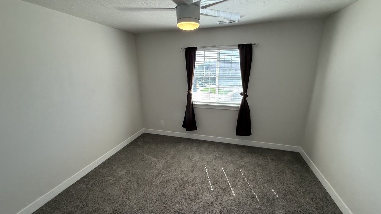 234 N, Glenwood Way #09 - Photo 7 of 13