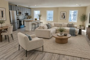 featured image of 77 E 21st St #2