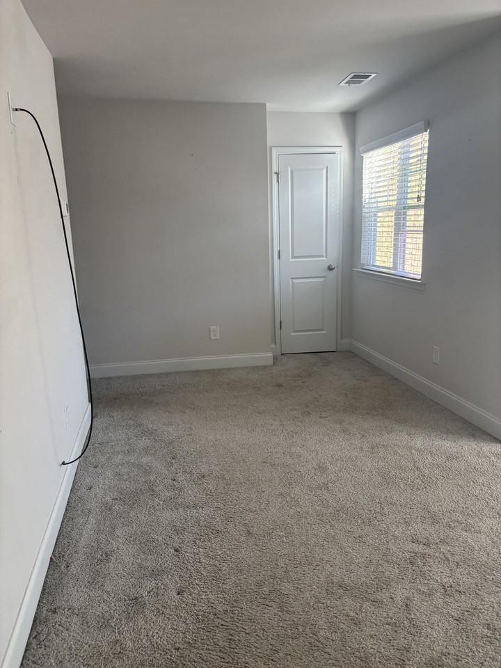 10162 Benton Woods Dr #10162 - Photo 2 of 28