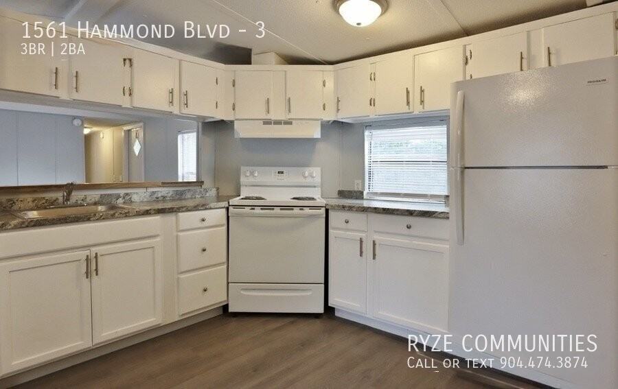 1561 Hammond Blvd #3 - Photo 4 of 10