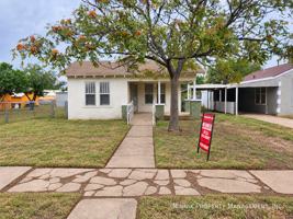 featured image of 935 S 10th St