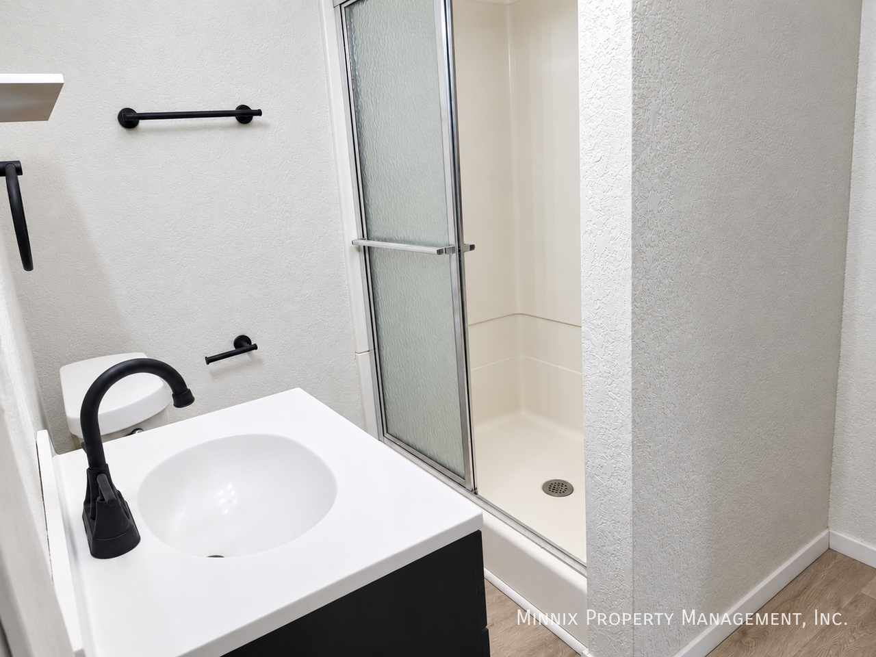 935 S 10th St - Photo 6 of 7