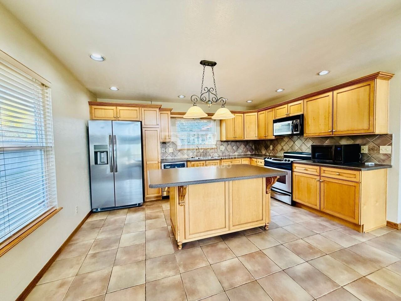 459 S Fig Way - Photo 2 of 14