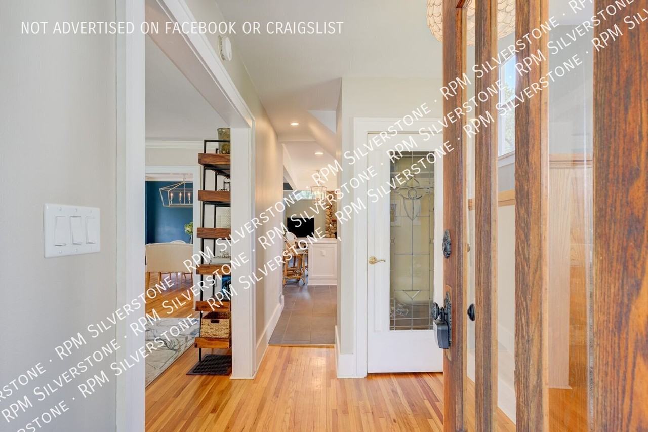 308 E Lawrence Ave - Photo 2 of 48