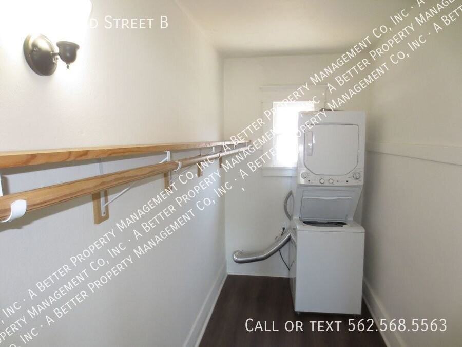 3032 E 3rd St - Photo 5 of 14