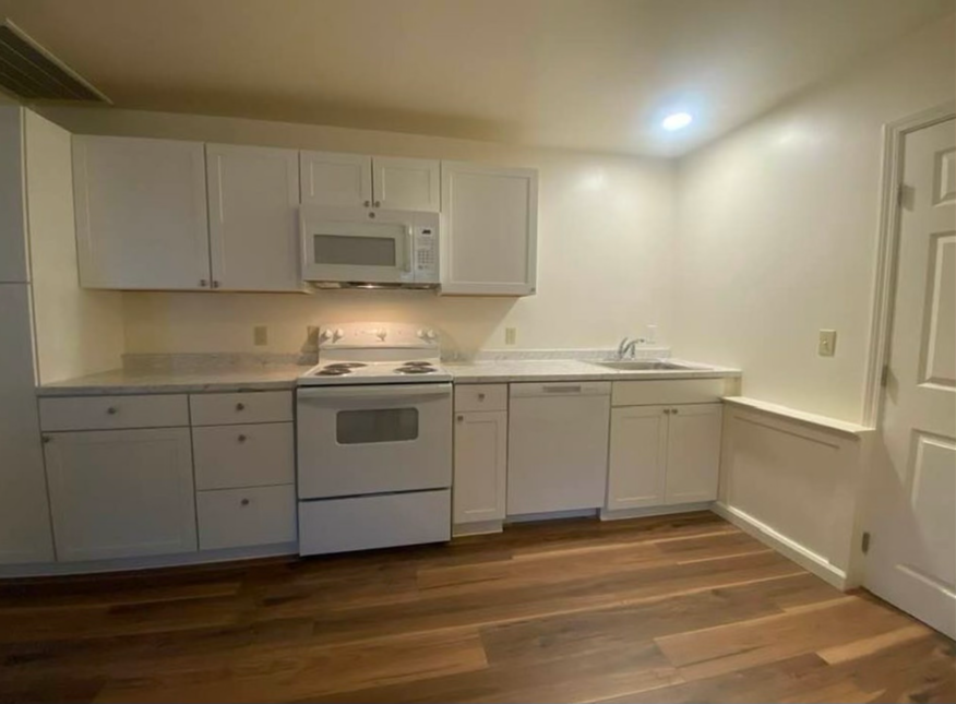 494 Snell St #NA - Photo 4 of 9