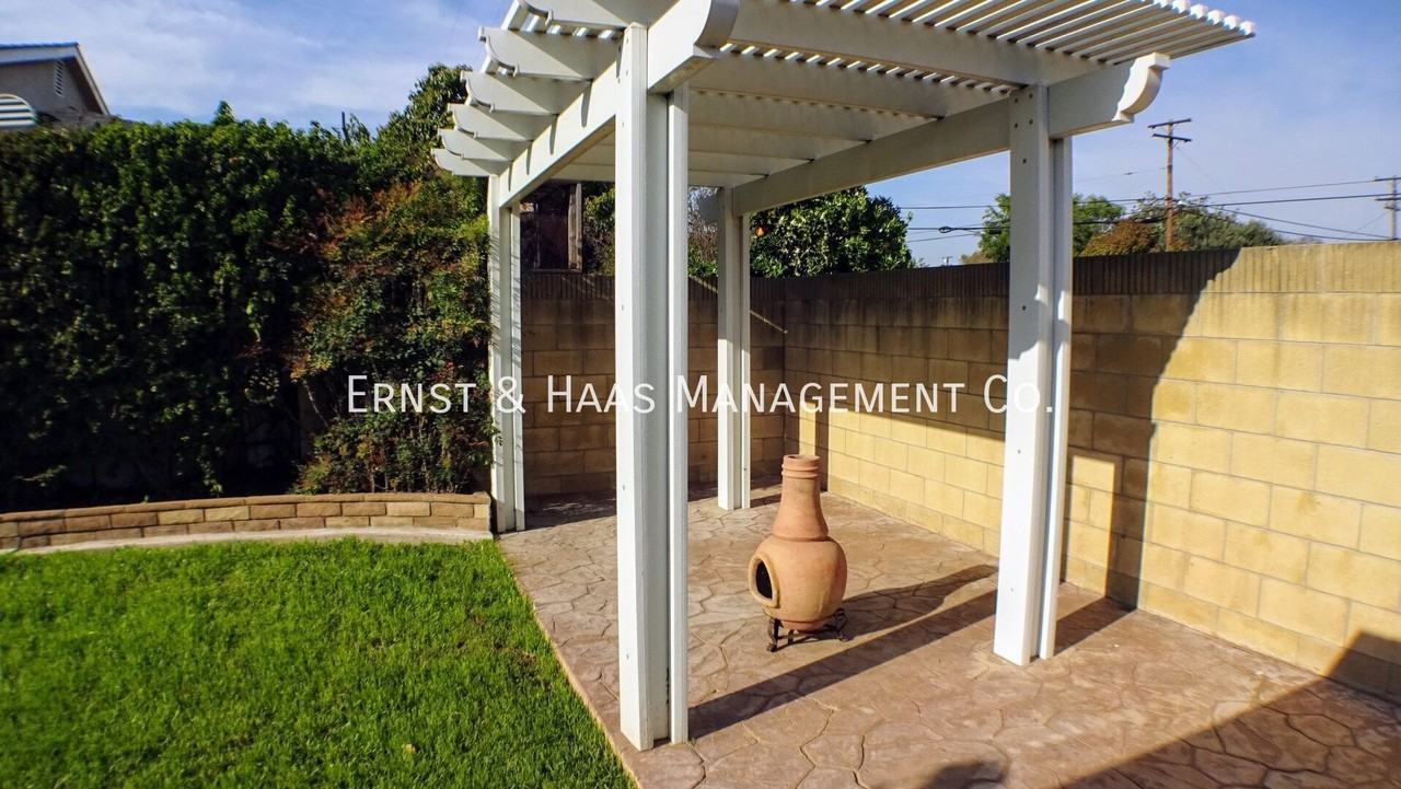 3802 Charlemagne Ave - Photo 5 of 5