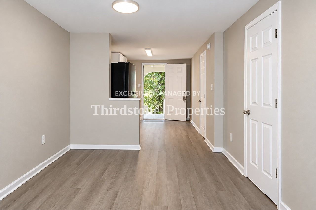 7352 Linda Dr - Photo 4 of 16