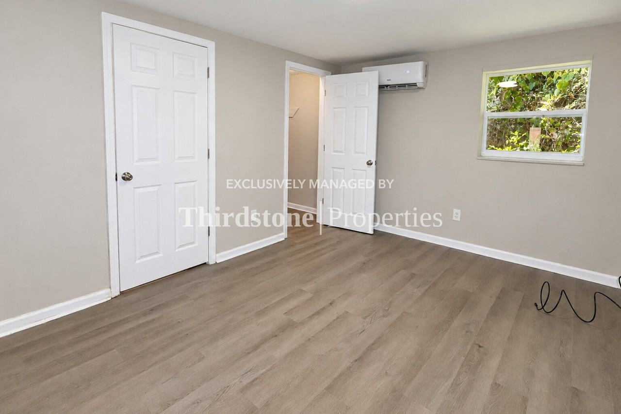 7352 Linda Dr - Photo 6 of 16