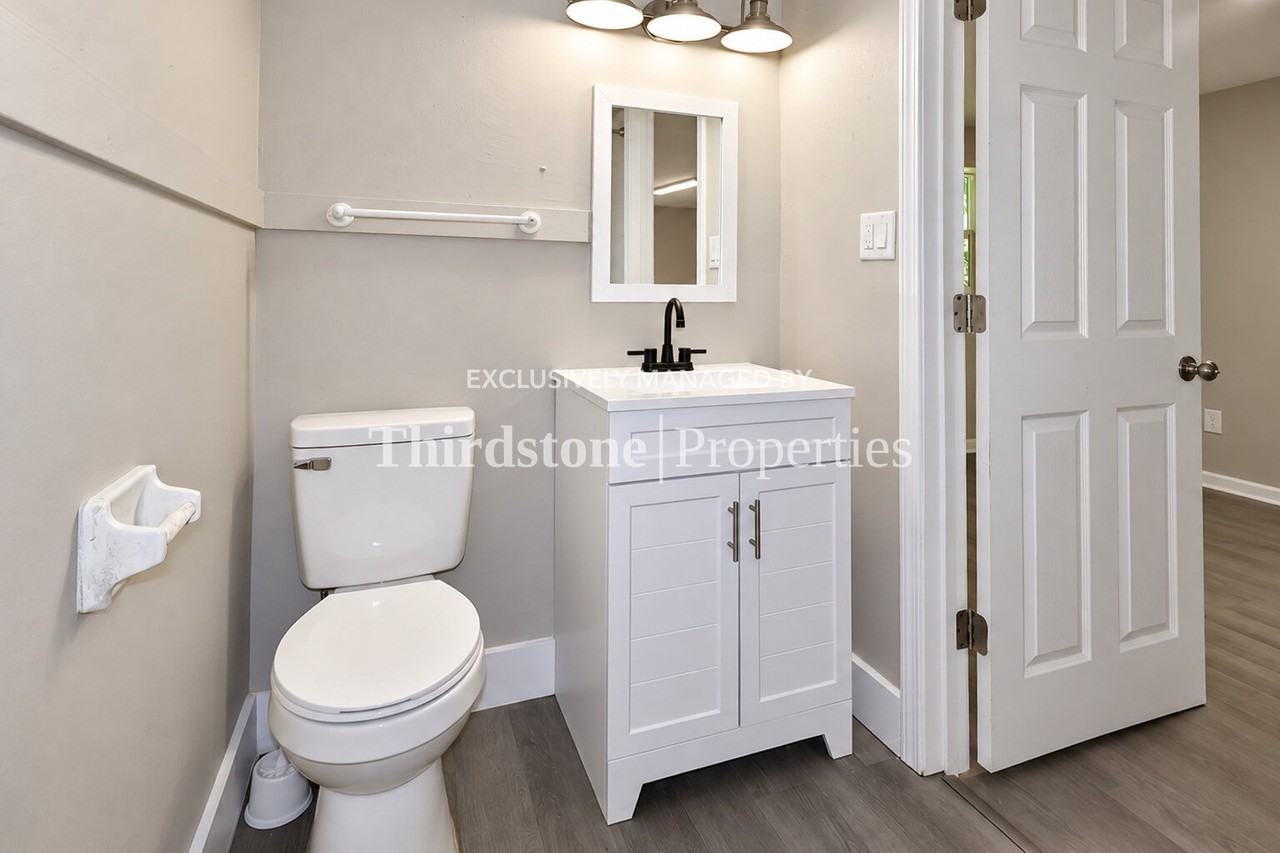 7352 Linda Dr - Photo 7 of 16