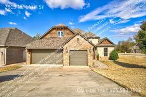 featured image of 2613 Ne 14th St