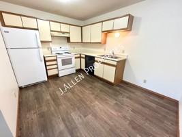 featured image of 901 Syracuse Ave Bldg B #24