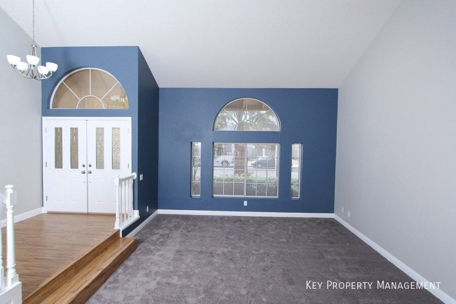 262 Via Malorca St - Photo 4 of 29