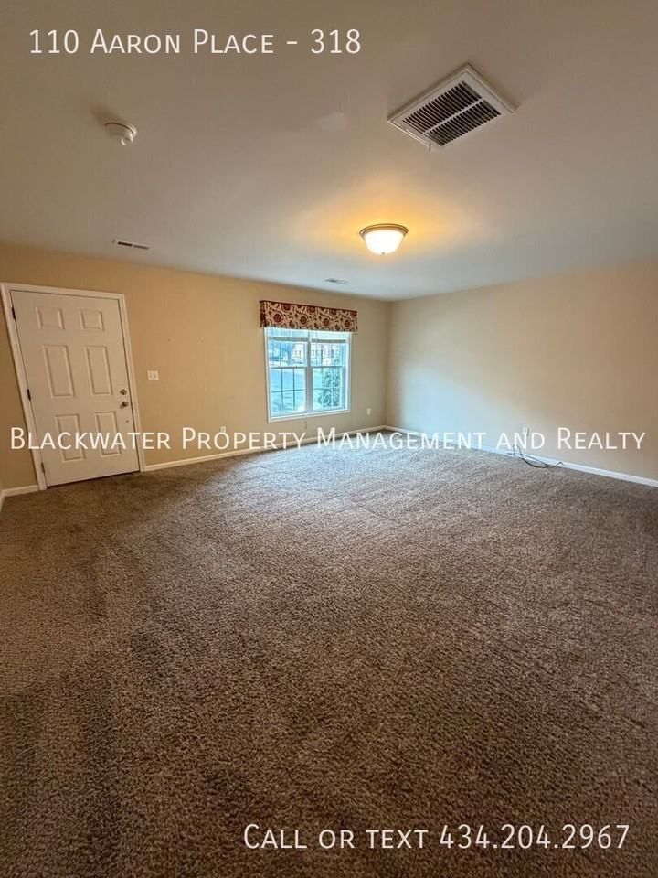 110 Aaron Pl #318 - Photo 3 of 26