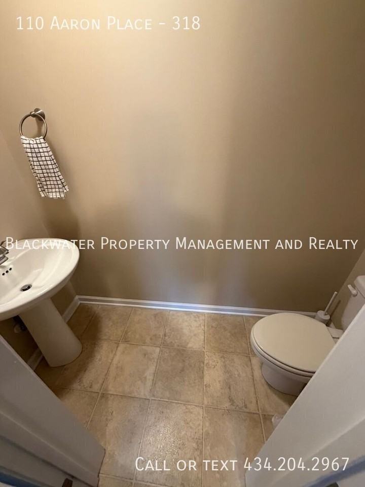 110 Aaron Pl #318 - Photo 5 of 26