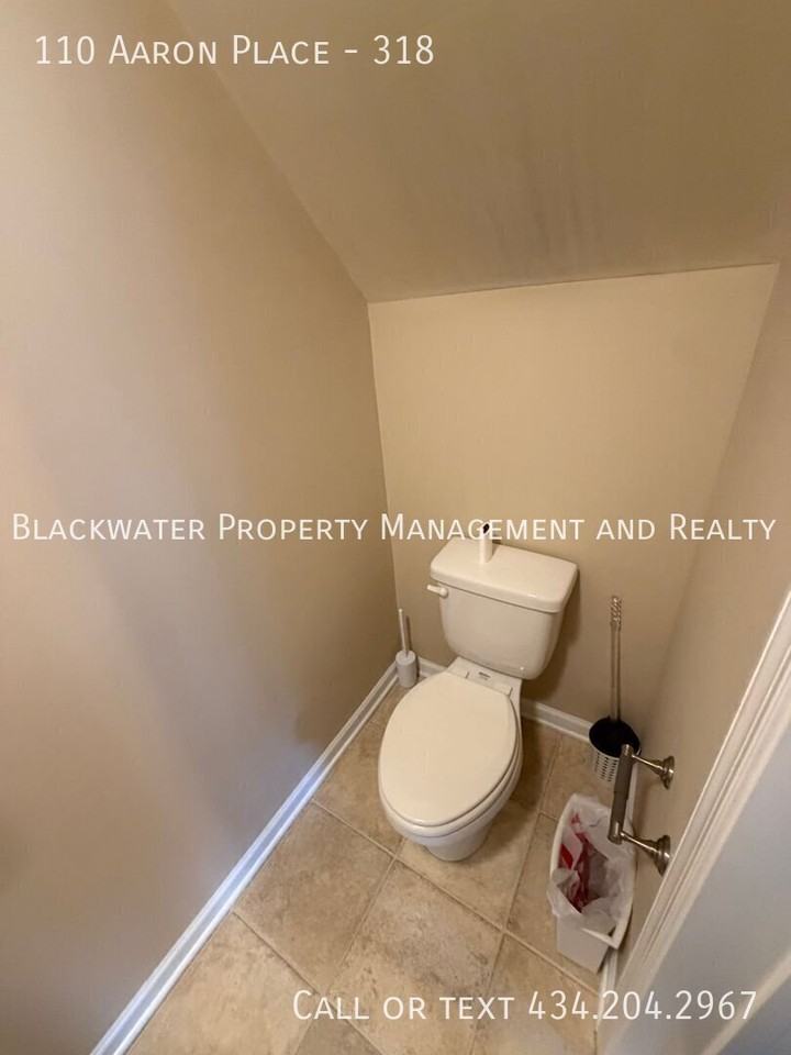 110 Aaron Pl #318 - Photo 7 of 26