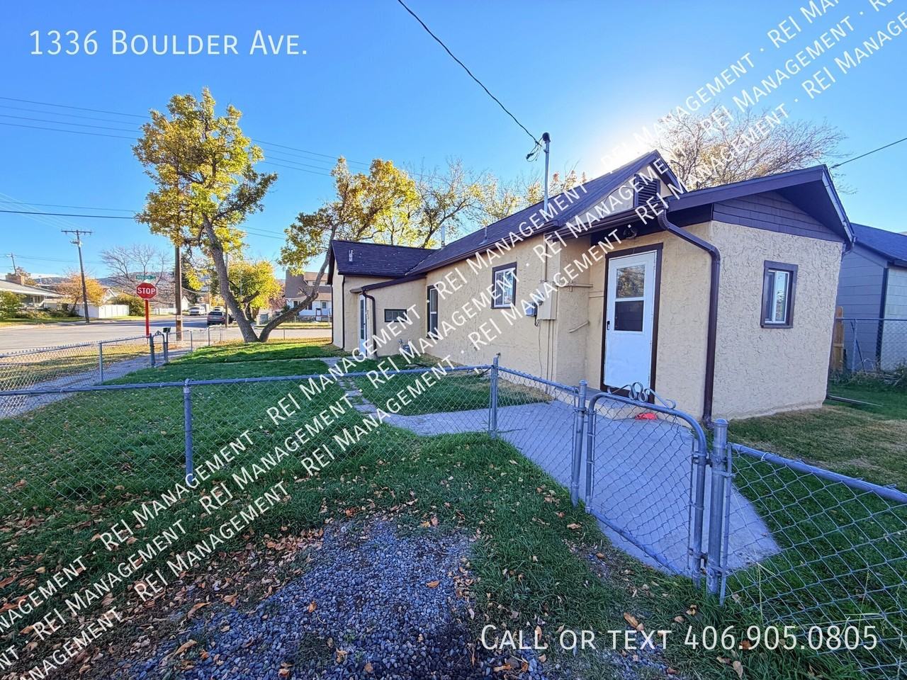 1336 Boulder Ave - Photo 3 of 15