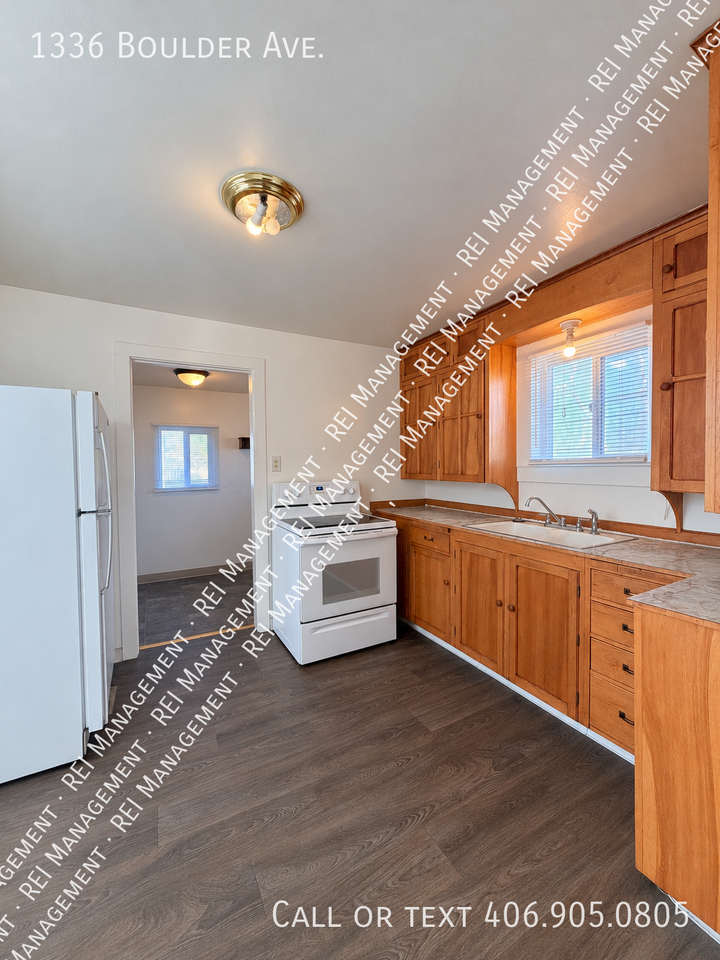 1336 Boulder Ave - Photo 6 of 15