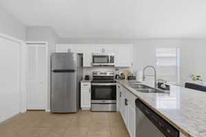 featured image of 5230 Florida Holly Dr #1