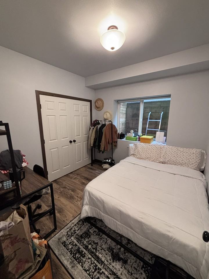 514 13th St #101A - Photo 5 of 10