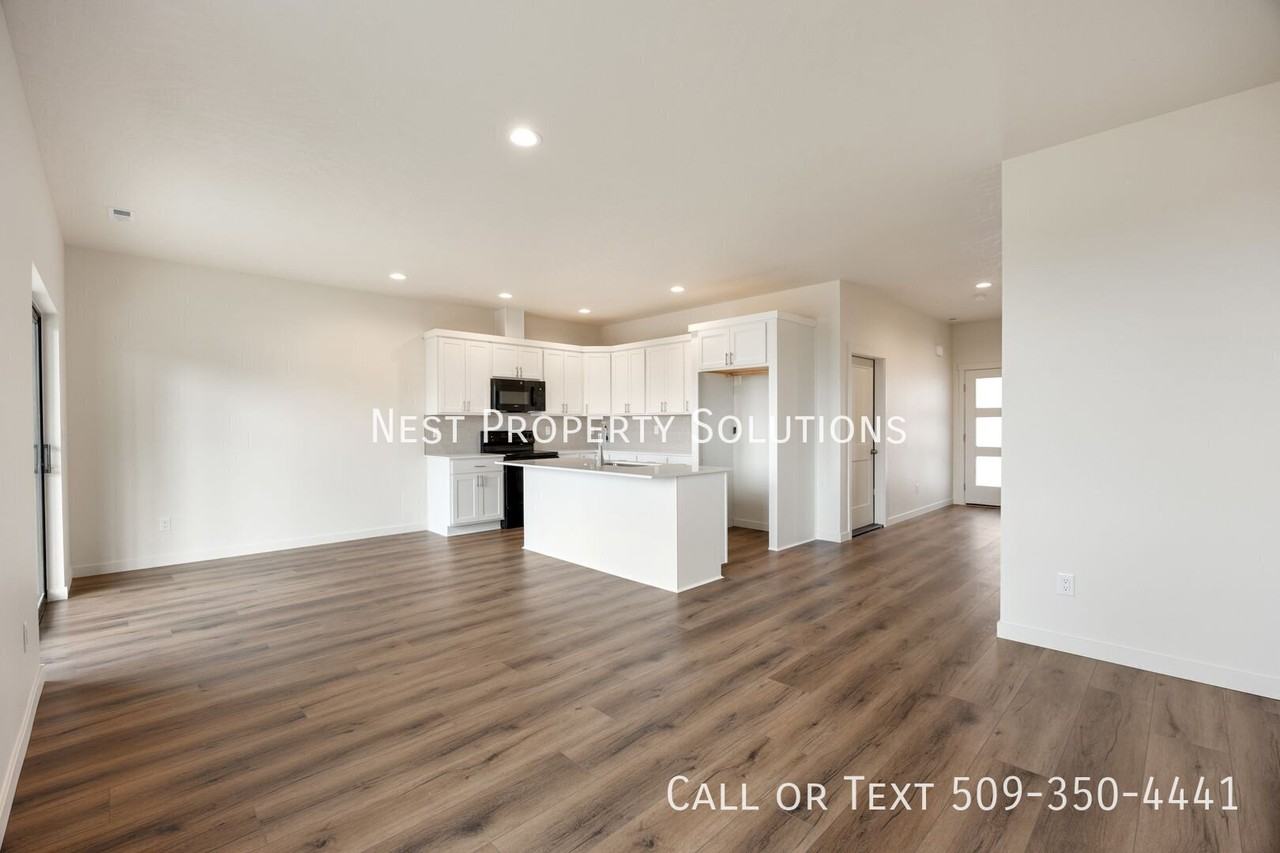 601 S Dorsing St #B - Photo 5 of 24