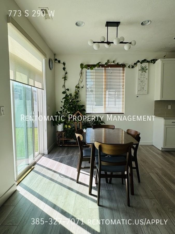 773 S 290 W - Photo 6 of 37