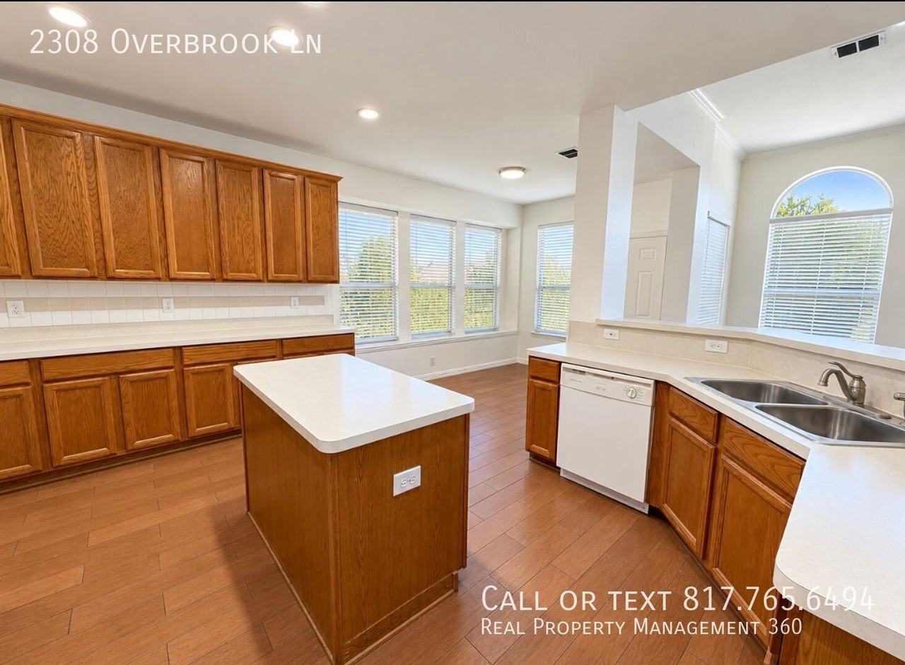 2308 Overbrook Ln - Photo 7 of 20
