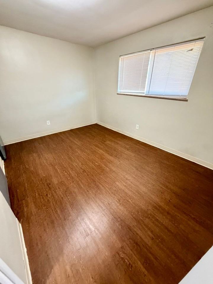 1556 Alexandria Dr #2AZ3 - Photo 6 of 10