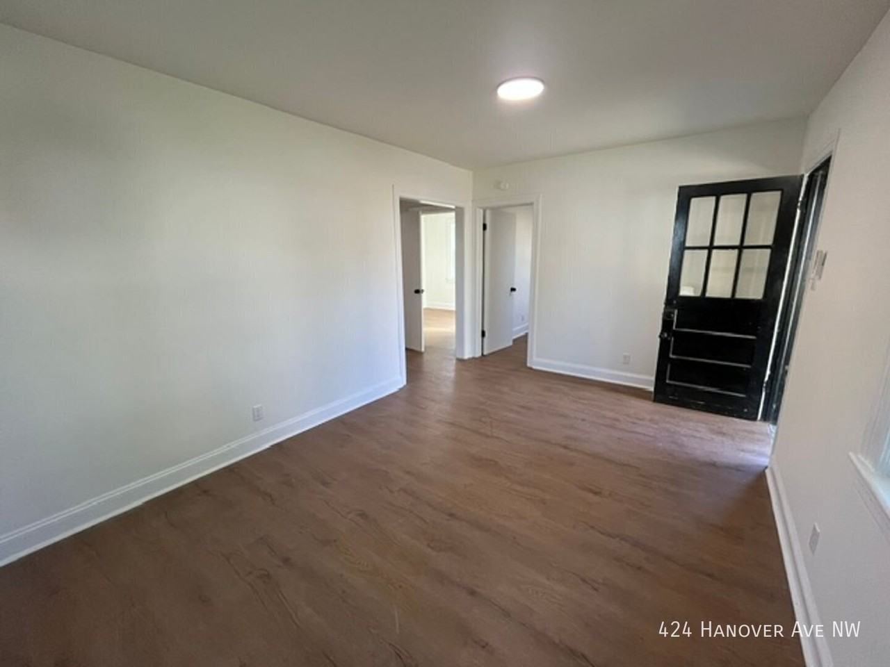 424 Hanover Ave Nw - Photo 2 of 16