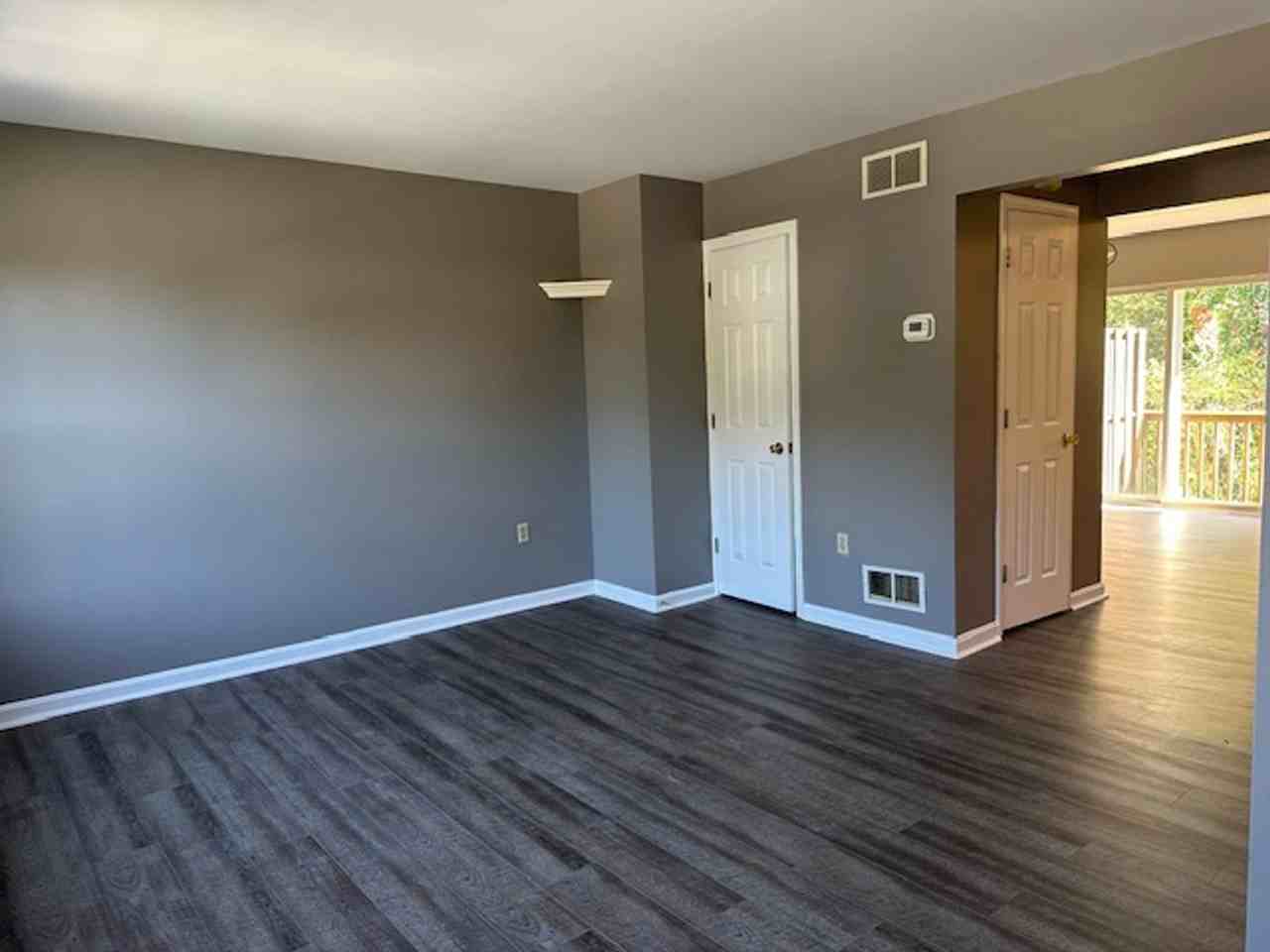 24 Petersburg Ln - Photo 2 of 16