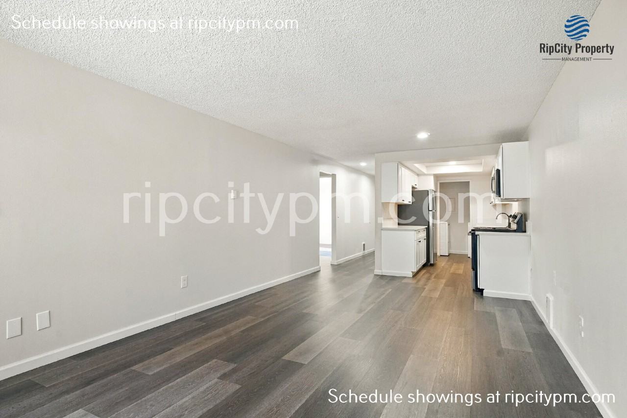 242 Ne 25th Ave - Photo 4 of 44