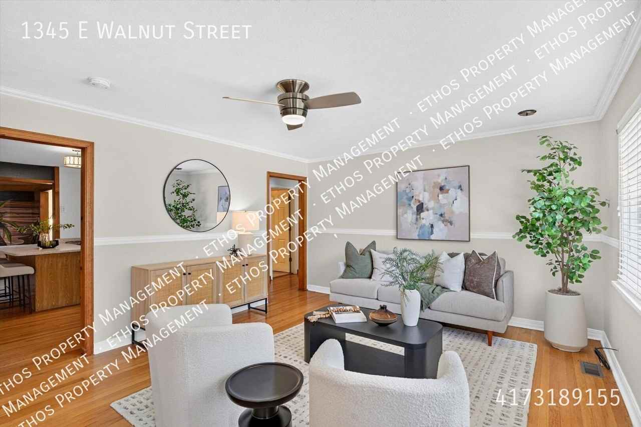1345 E Walnut St - Photo 7 of 47